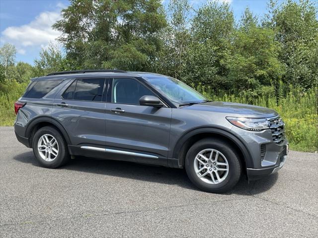 new 2025 Ford Explorer car, priced at $40,000