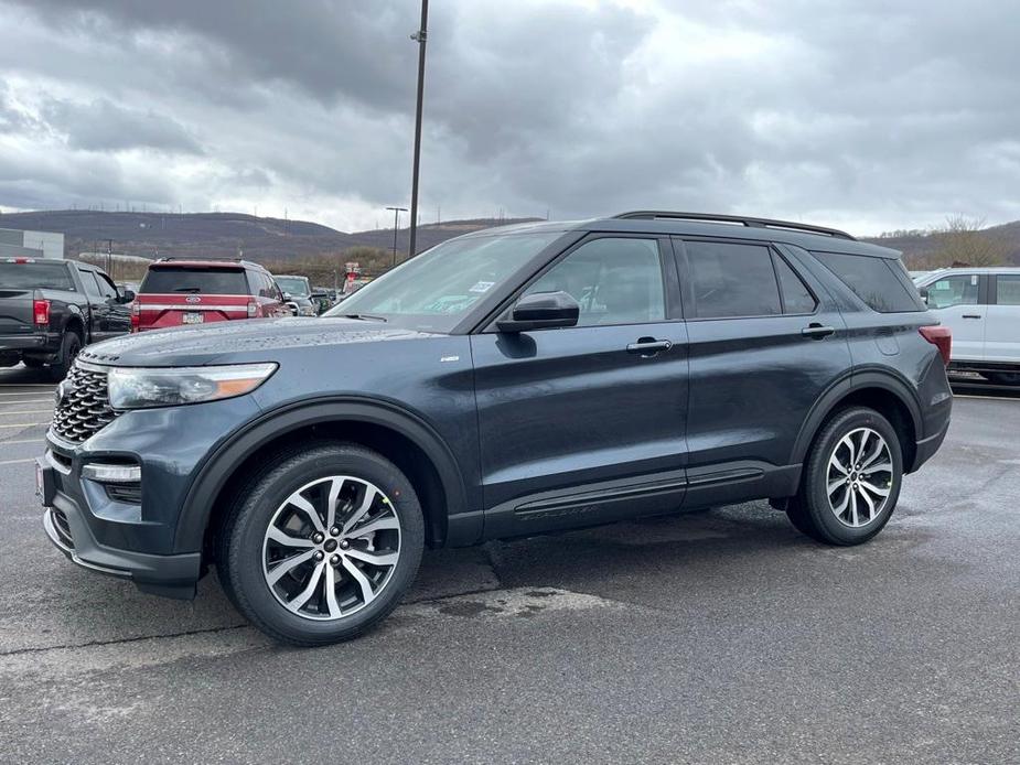 new 2024 Ford Explorer car, priced at $51,765