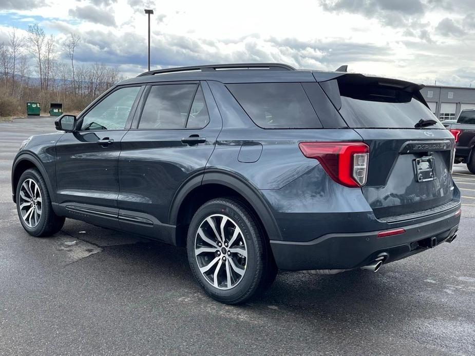 new 2024 Ford Explorer car, priced at $51,765