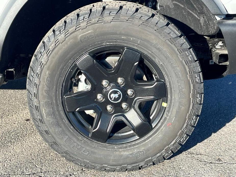 new 2023 Ford Bronco car, priced at $46,435