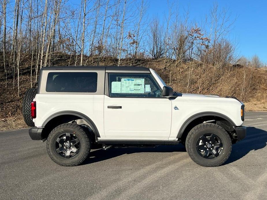 new 2023 Ford Bronco car, priced at $46,435