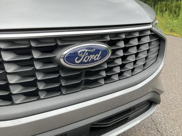 new 2024 Ford Escape car, priced at $32,000