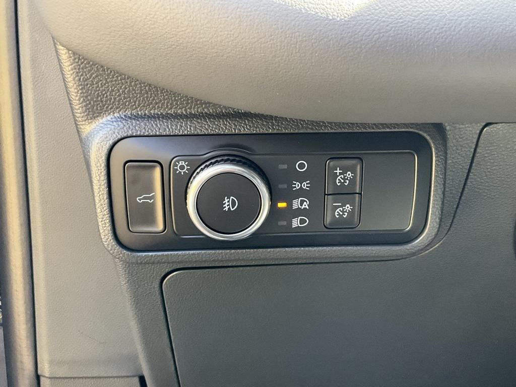 new 2025 Ford Explorer car, priced at $48,239