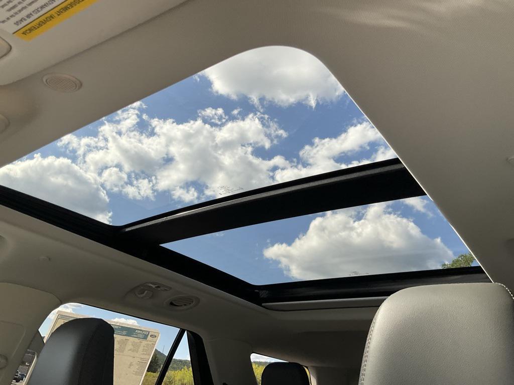 new 2025 Ford Explorer car, priced at $48,239