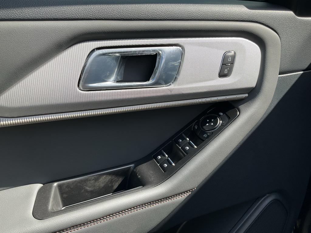 new 2025 Ford Explorer car, priced at $48,239