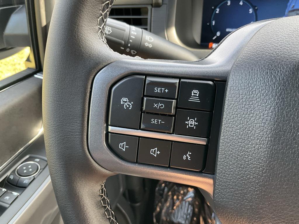 new 2025 Ford F-150 car, priced at $60,813