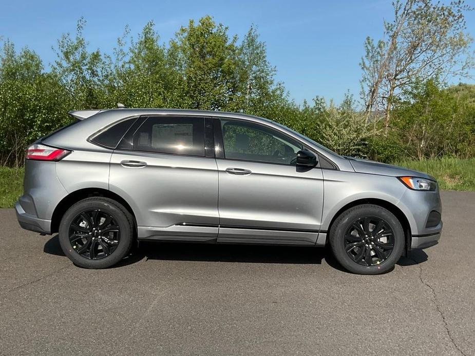 new 2024 Ford Edge car, priced at $41,015