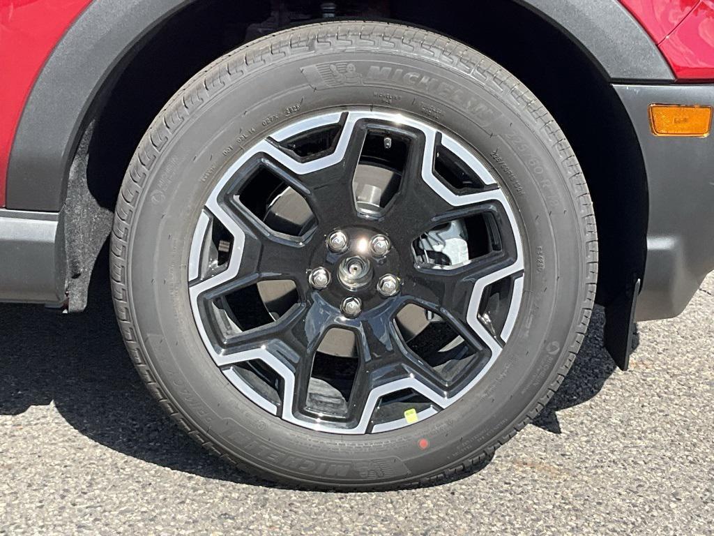 new 2025 Ford Bronco Sport car, priced at $38,942