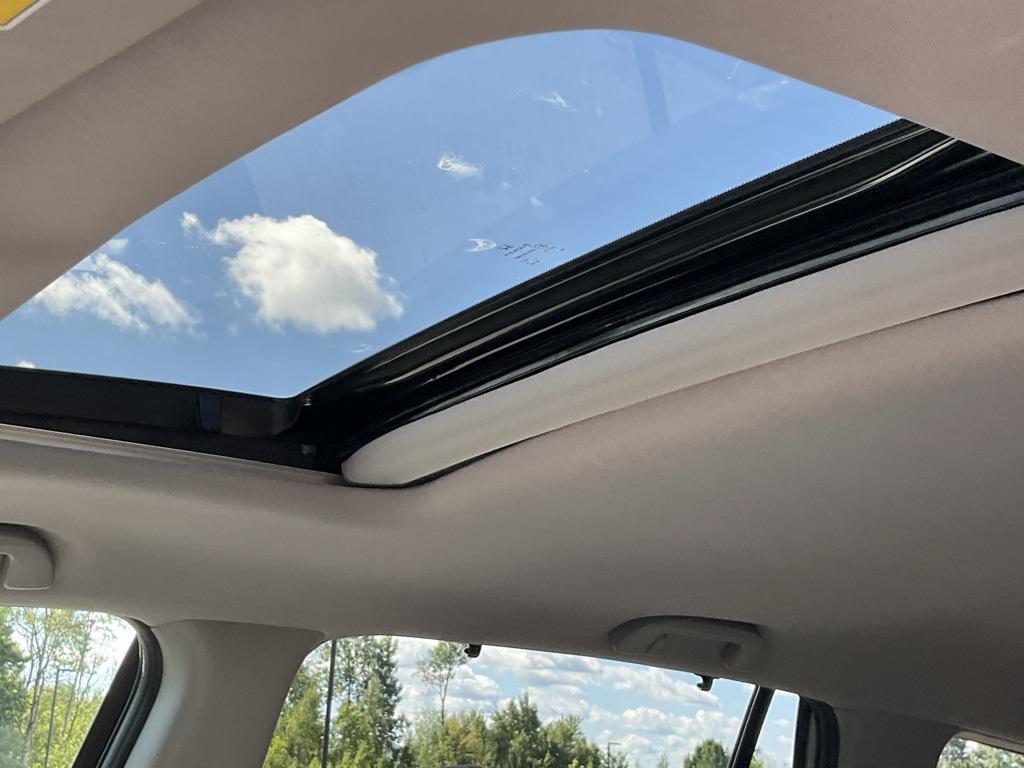 used 2022 Honda Pilot car, priced at $29,500