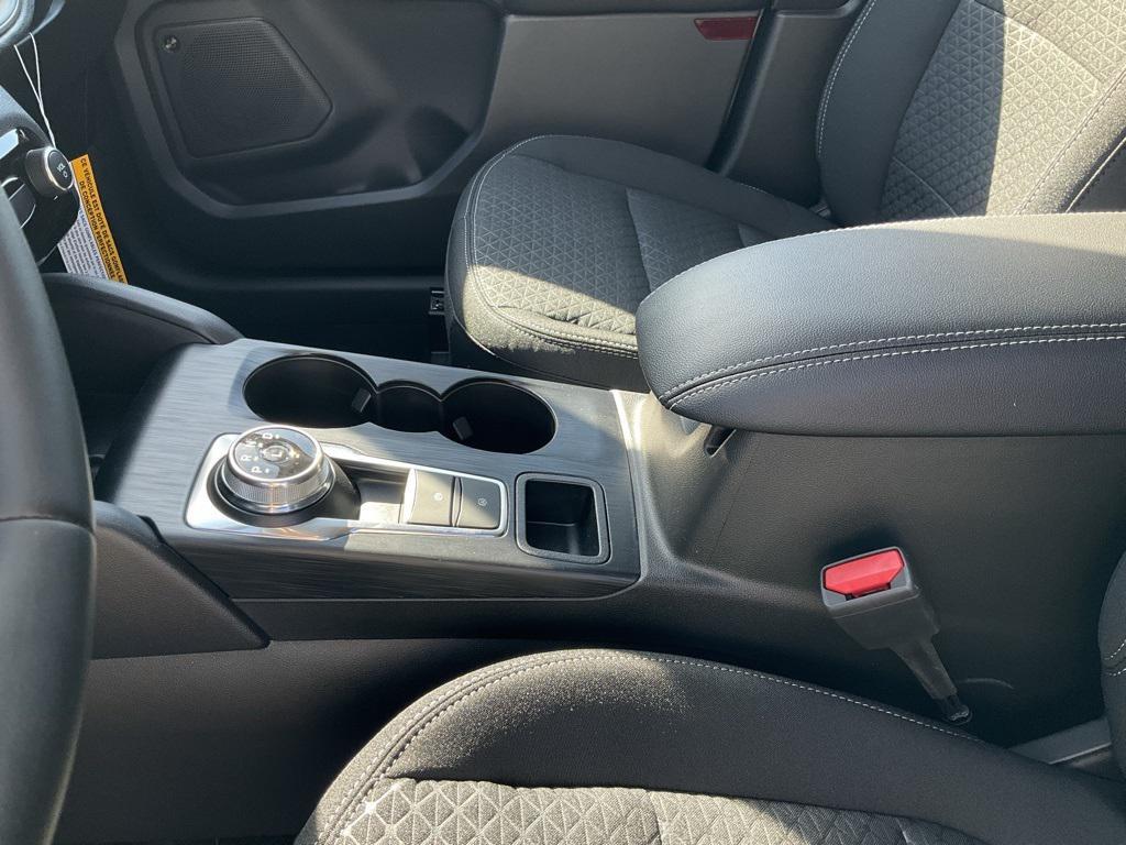 new 2025 Ford Escape car, priced at $30,575