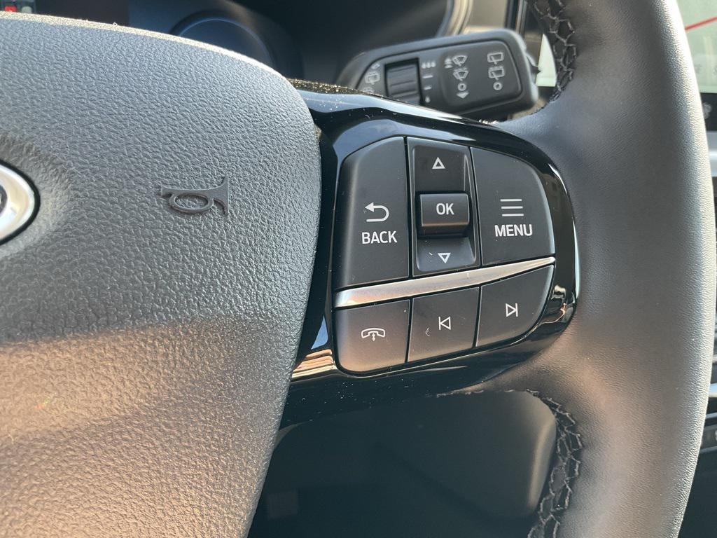 new 2025 Ford Escape car, priced at $30,575