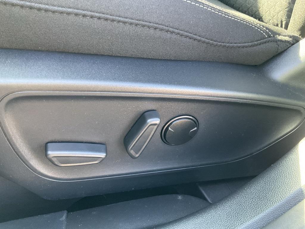 new 2025 Ford Escape car, priced at $30,575