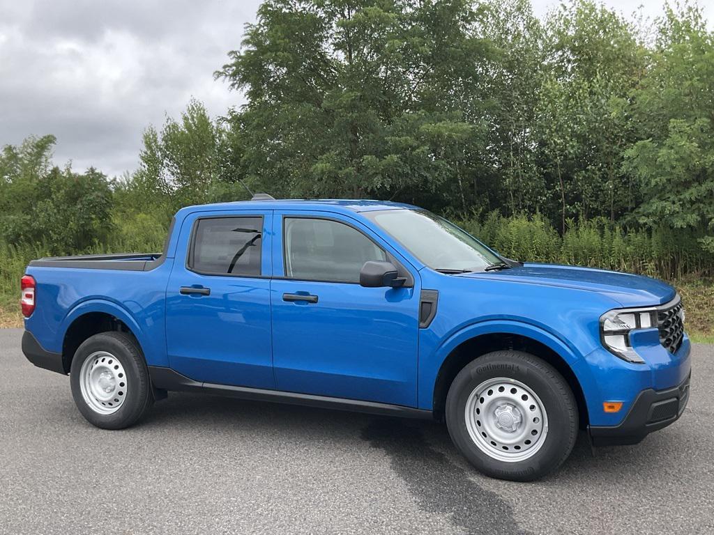 new 2025 Ford Maverick car, priced at $30,560