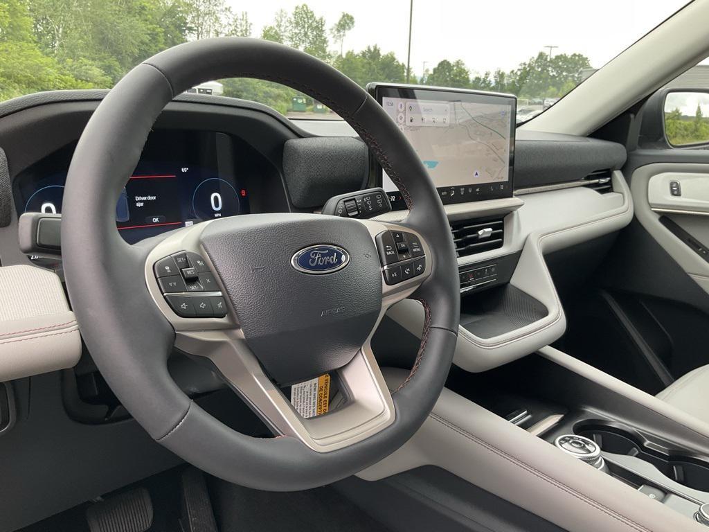 new 2025 Ford Explorer car, priced at $47,740