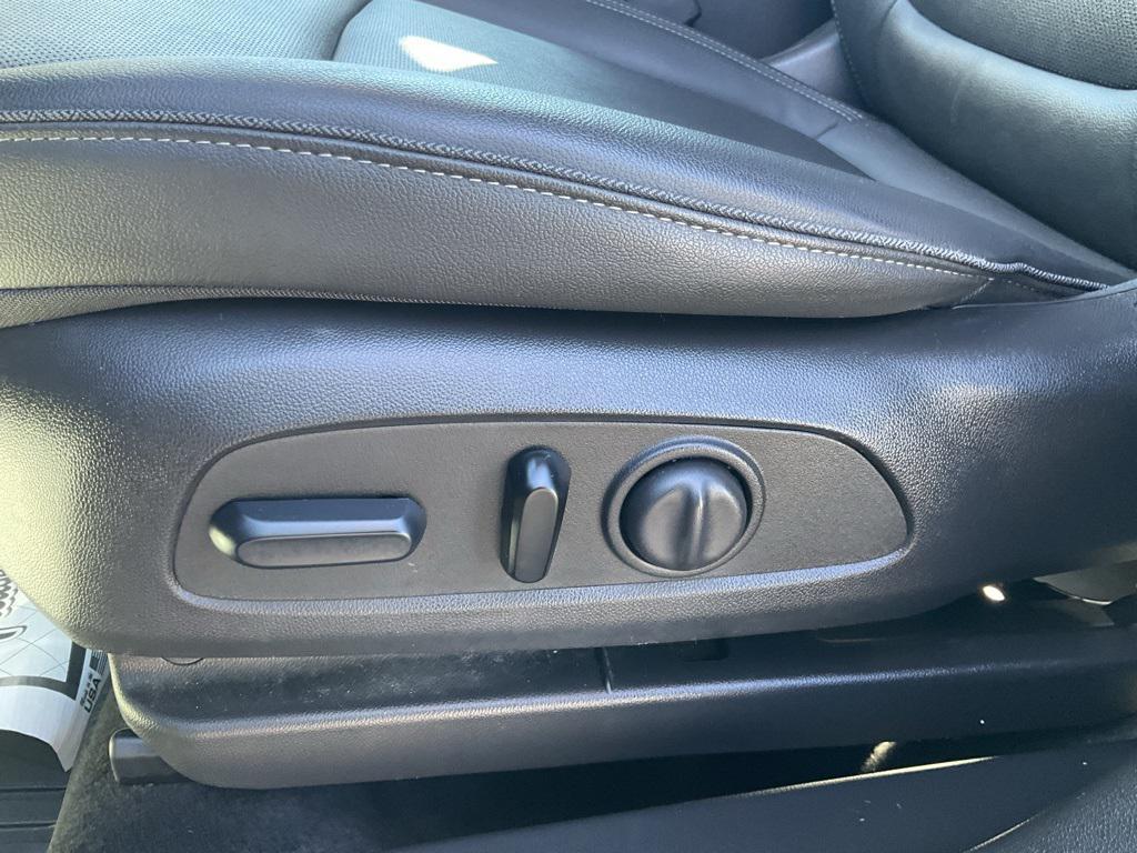 used 2024 Buick Encore GX car, priced at $21,816