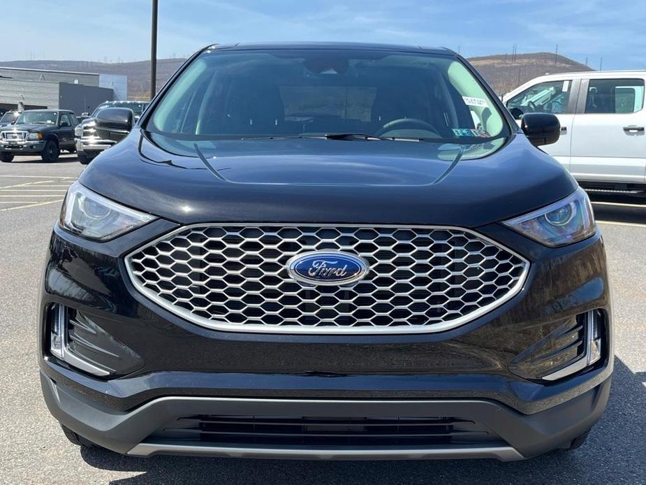 new 2024 Ford Edge car, priced at $43,955