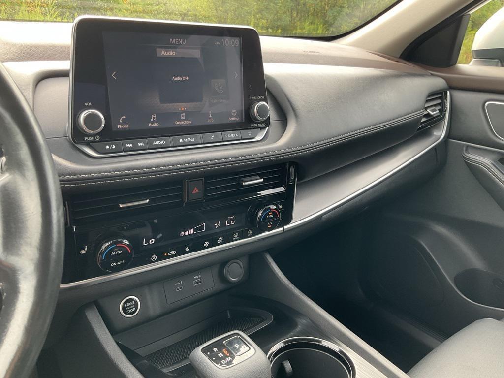 used 2021 Nissan Rogue car, priced at $21,975