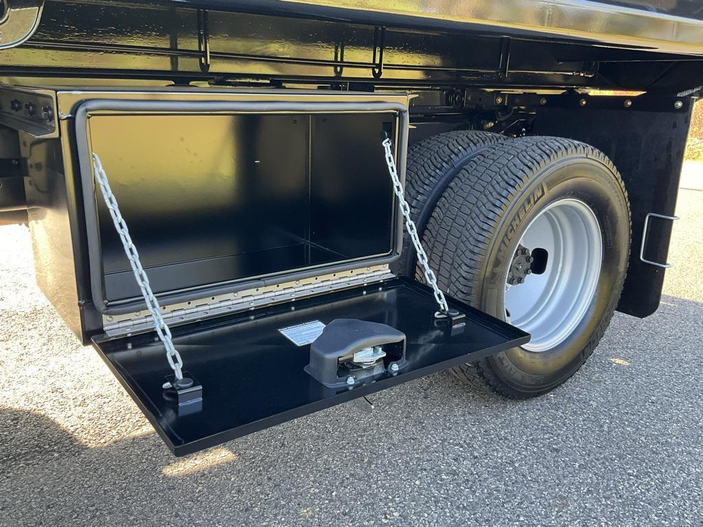 new 2025 Ford F-350 car, priced at $88,148