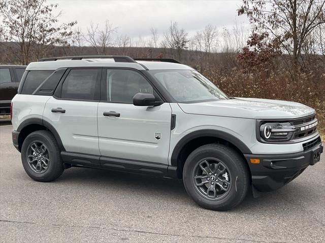 new 2024 Ford Bronco Sport car, priced at $32,000