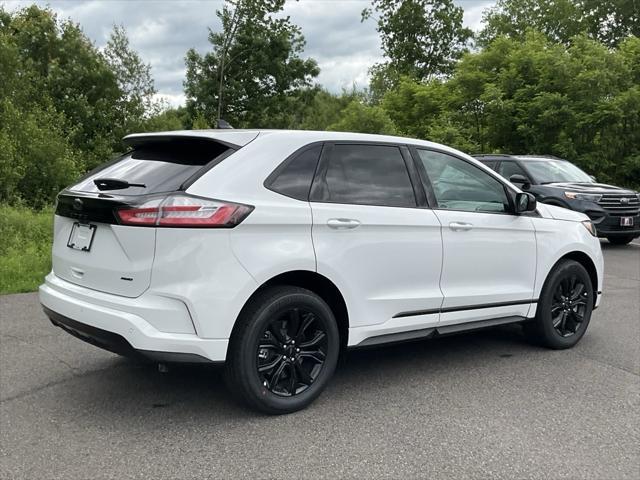 new 2024 Ford Edge car, priced at $33,500