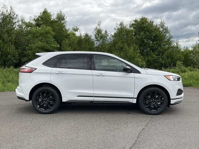 new 2024 Ford Edge car, priced at $33,500