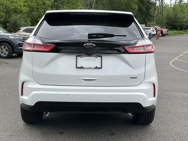 new 2024 Ford Edge car, priced at $33,500