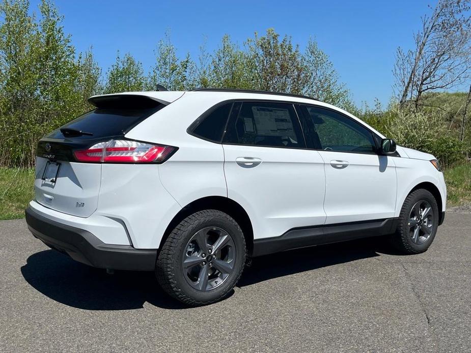 new 2024 Ford Edge car, priced at $43,465