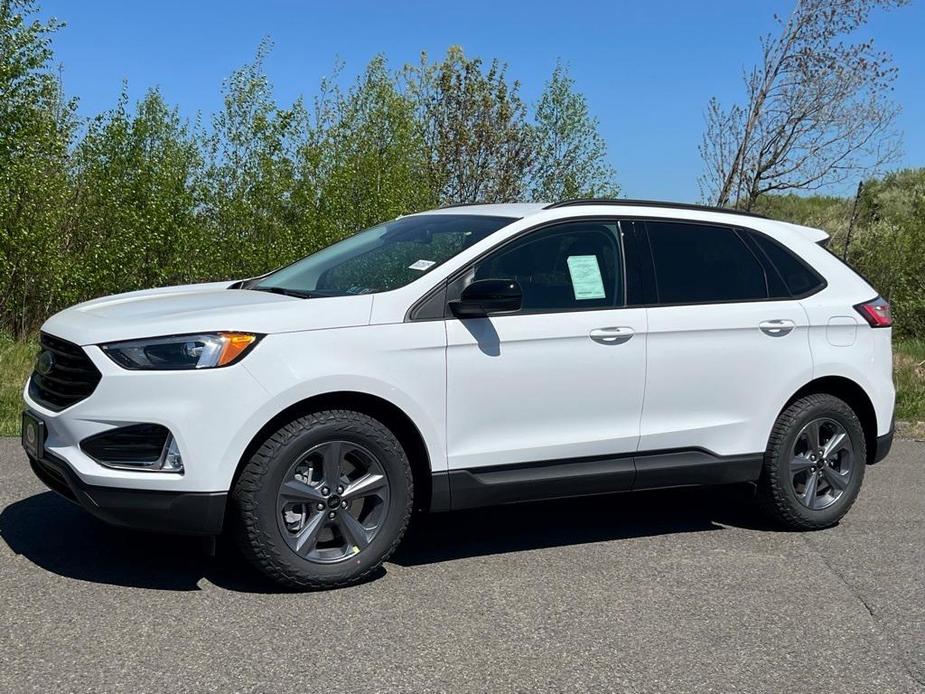 new 2024 Ford Edge car, priced at $43,465