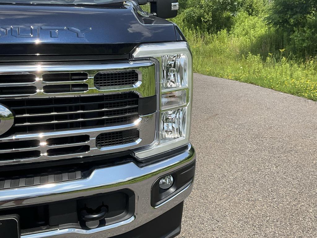 new 2025 Ford F-350 car, priced at $77,873