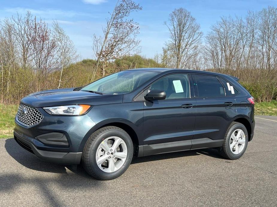 new 2024 Ford Edge car, priced at $40,215