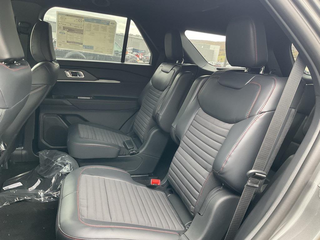 new 2025 Ford Explorer car, priced at $54,693