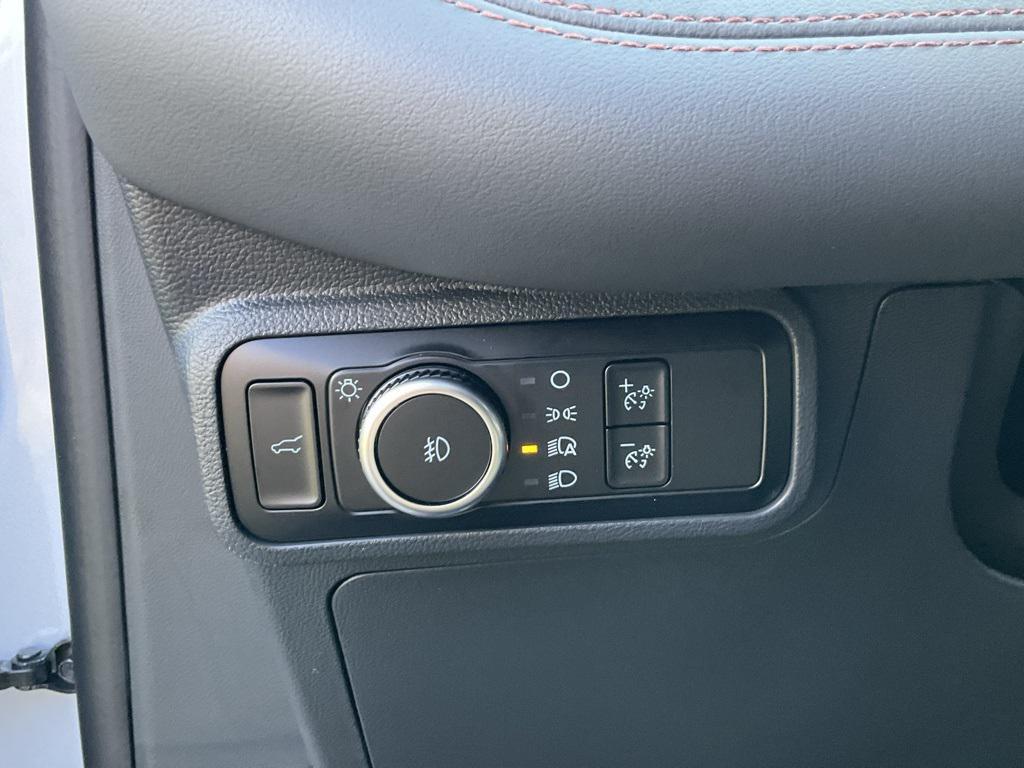 new 2025 Ford Explorer car, priced at $48,051