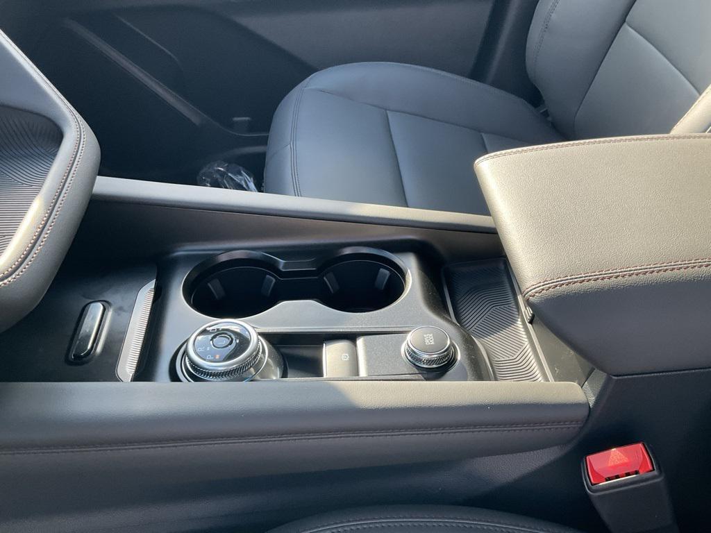 new 2025 Ford Explorer car, priced at $48,051