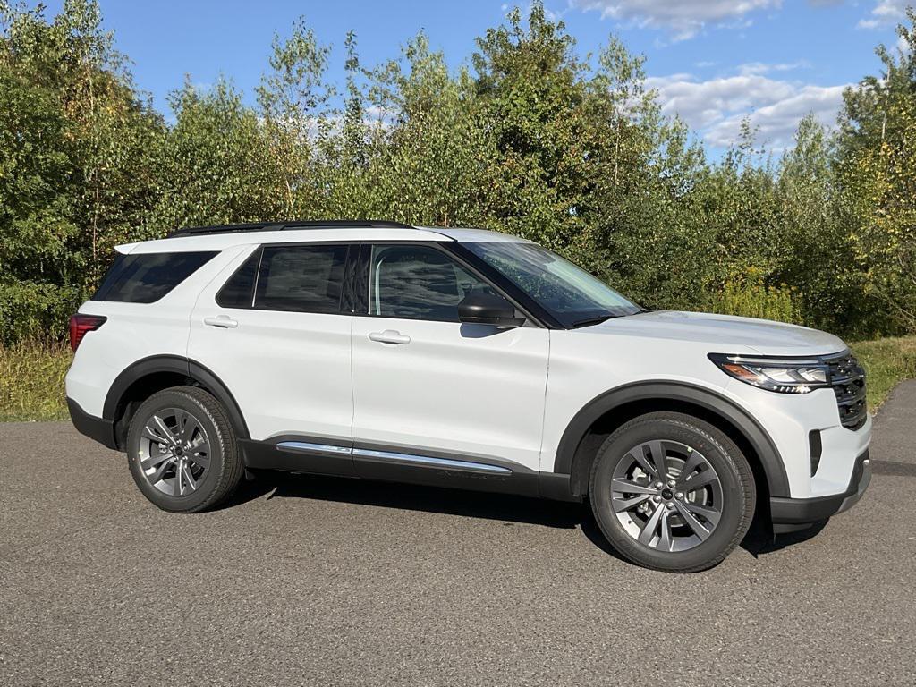 new 2025 Ford Explorer car, priced at $48,051