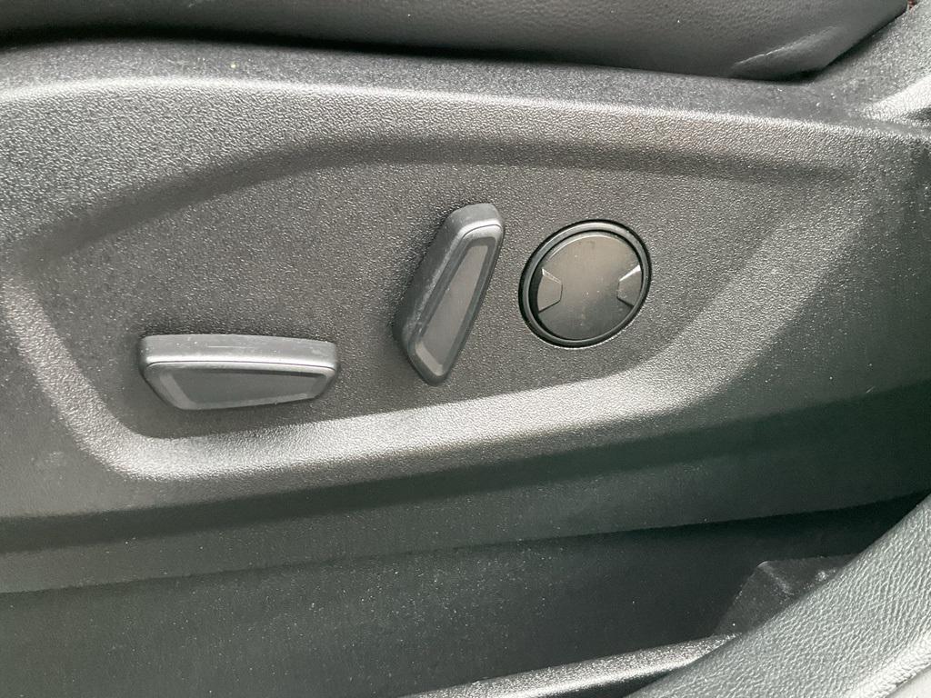 used 2024 Ford Edge car, priced at $32,975