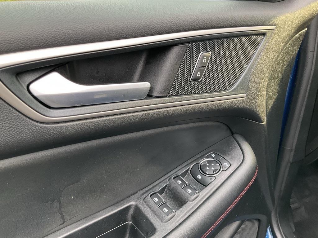 used 2024 Ford Edge car, priced at $32,975