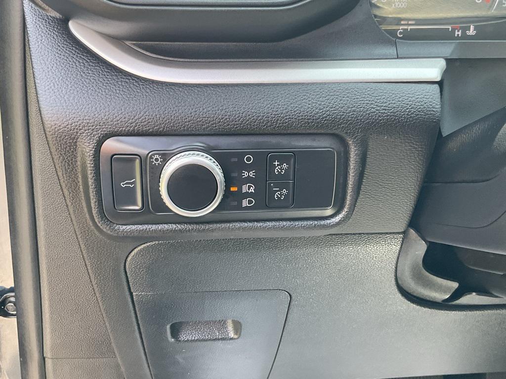 used 2022 Ford Explorer car, priced at $27,624