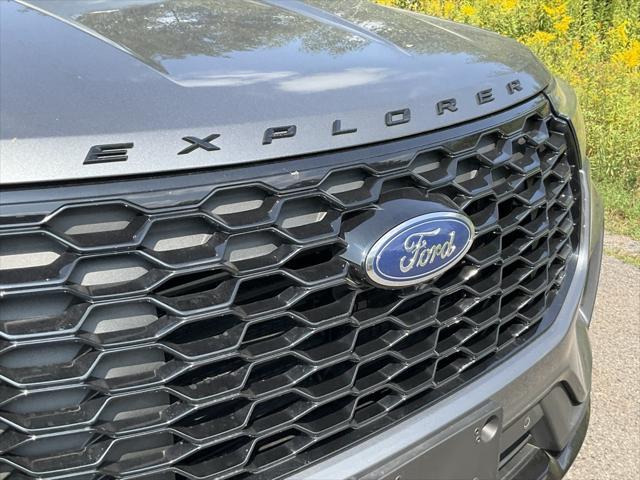 new 2025 Ford Explorer car, priced at $46,500