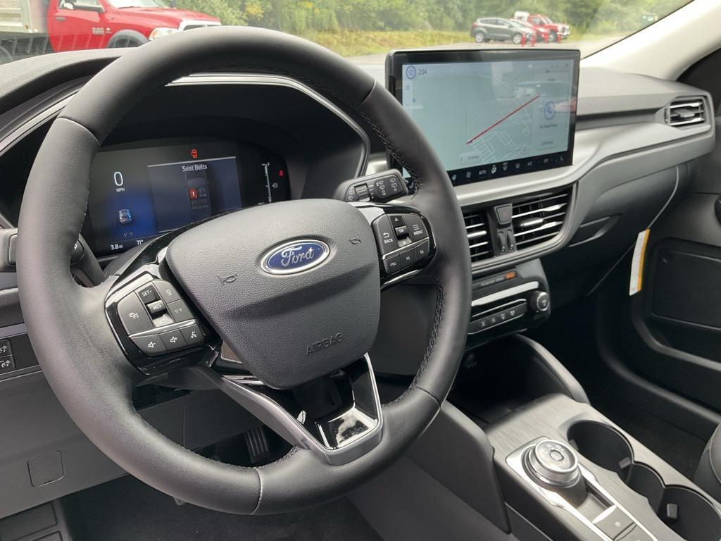 new 2025 Ford Escape car, priced at $30,047