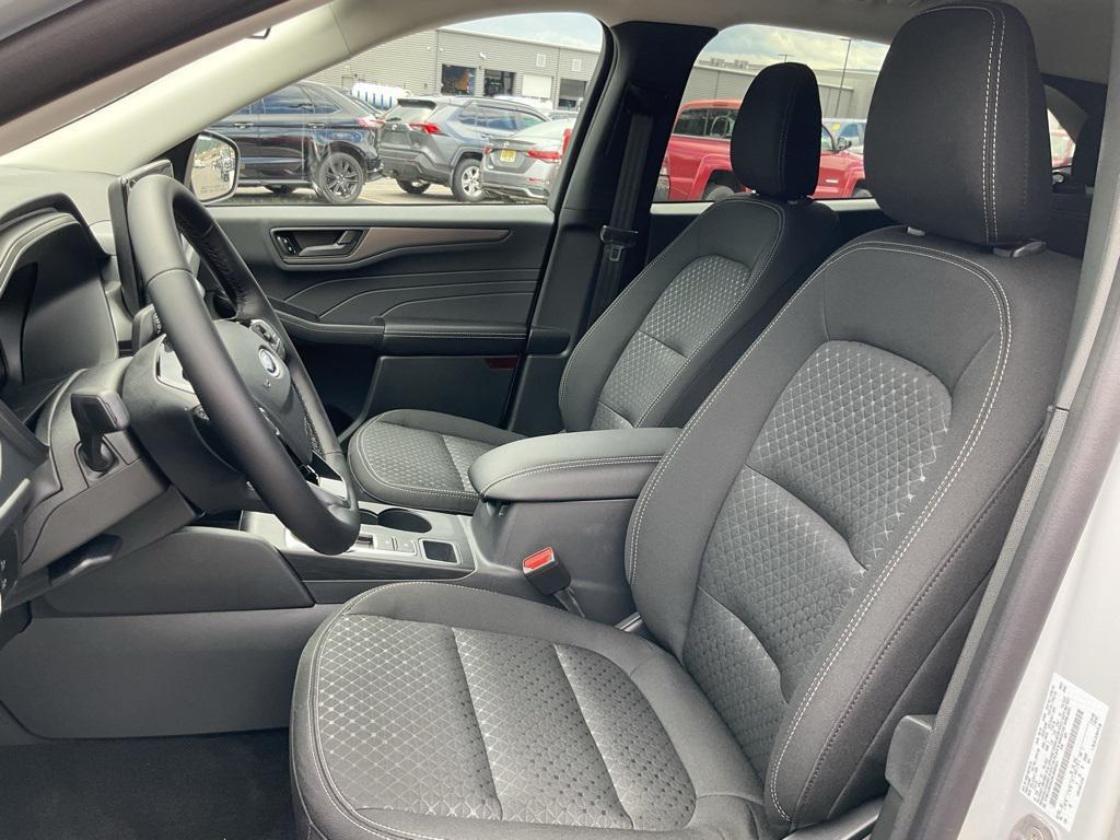new 2025 Ford Escape car, priced at $30,047