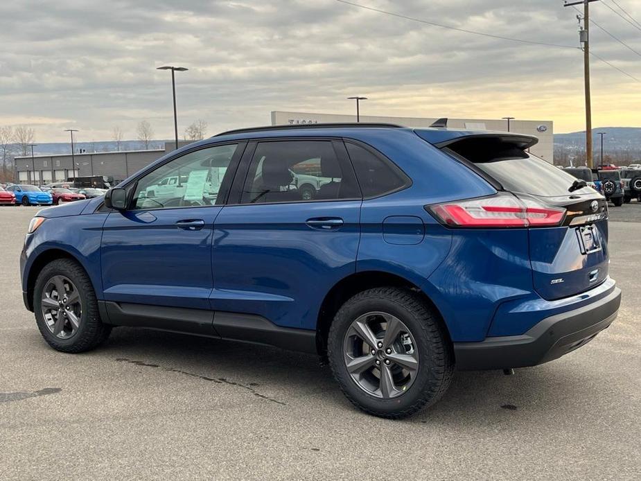 new 2024 Ford Edge car, priced at $43,505