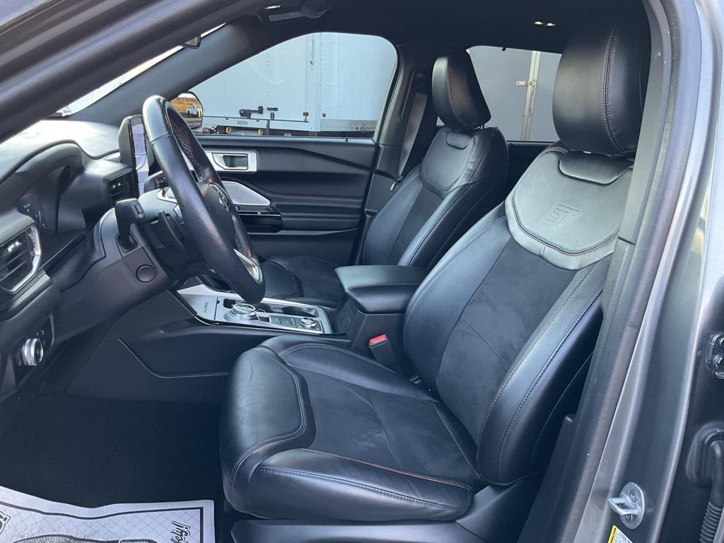 used 2023 Ford Explorer car, priced at $40,497