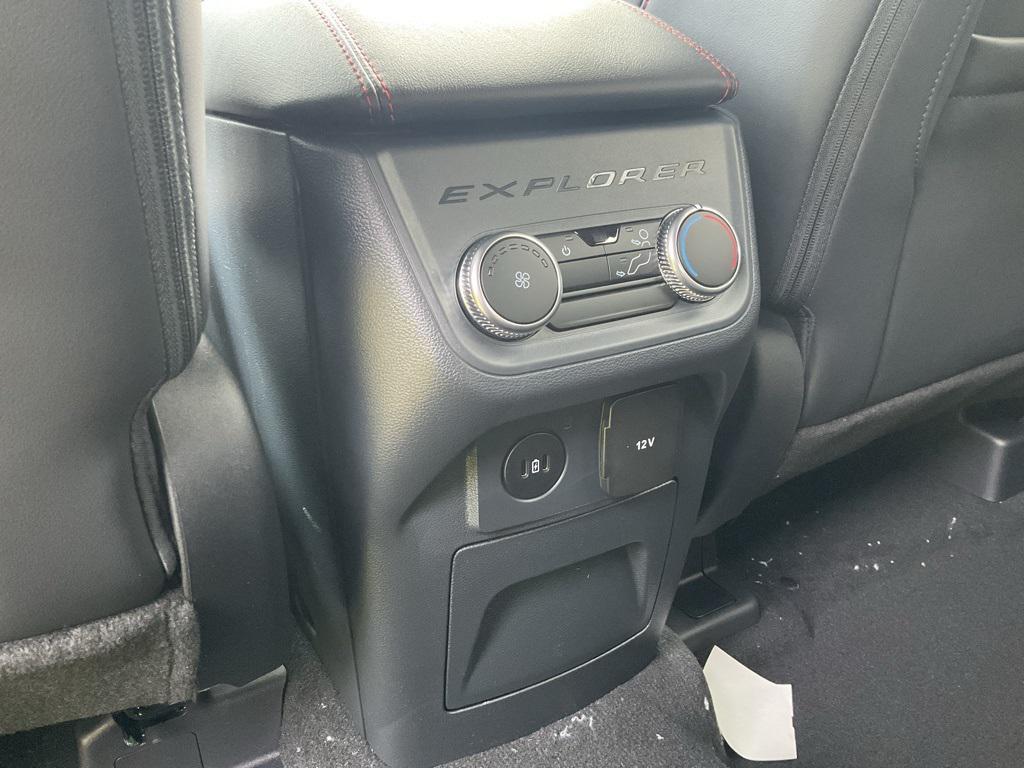 new 2025 Ford Explorer car, priced at $47,185
