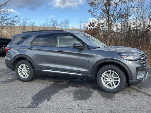 new 2025 Ford Explorer car, priced at $41,500