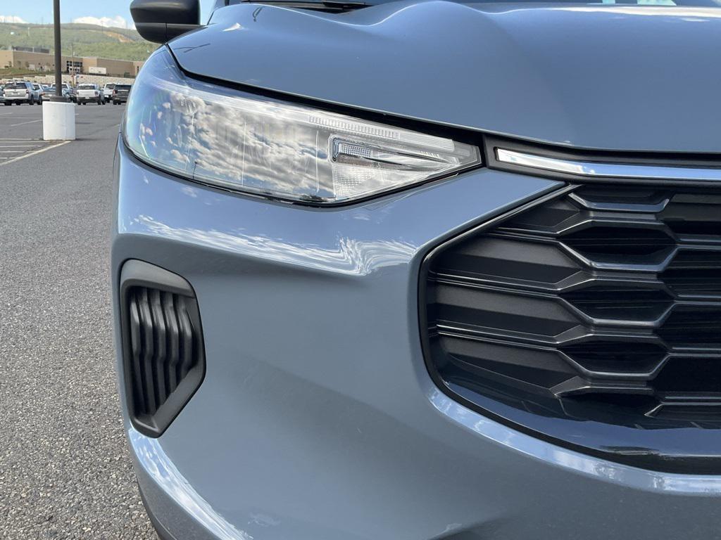 new 2025 Ford Escape car, priced at $30,393