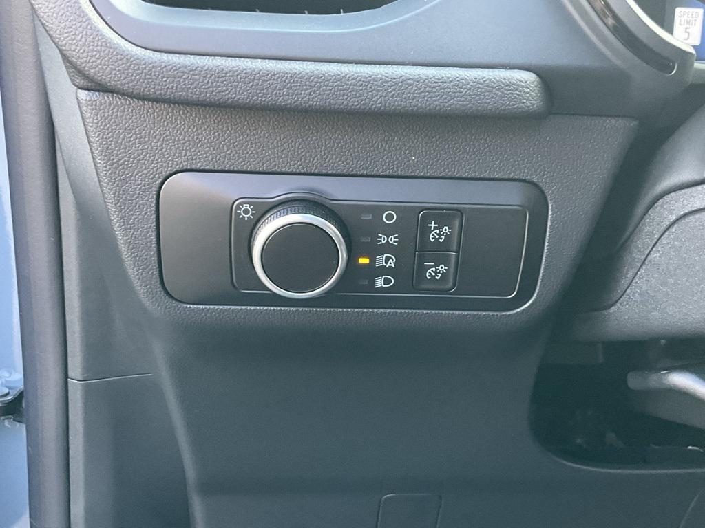 new 2025 Ford Escape car, priced at $30,393