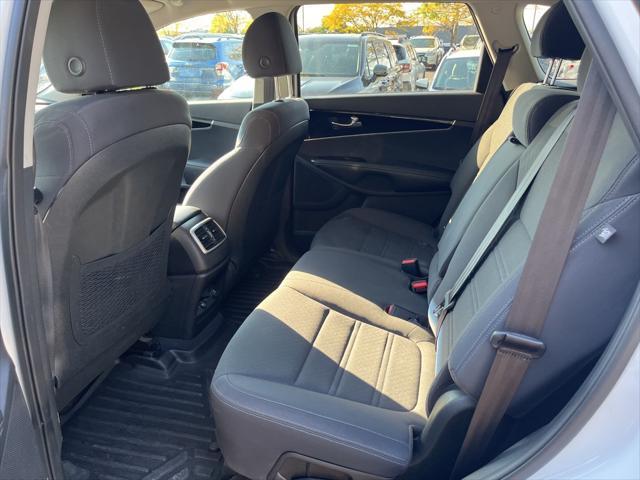 used 2019 Kia Sorento car, priced at $17,230