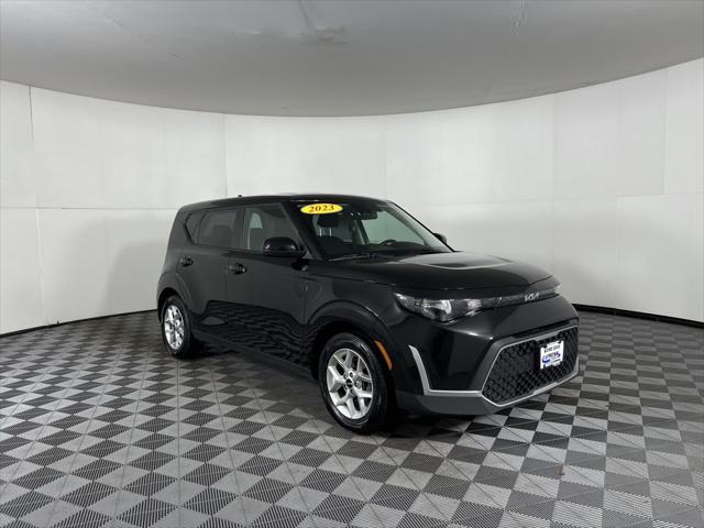 used 2023 Kia Soul car, priced at $17,571
