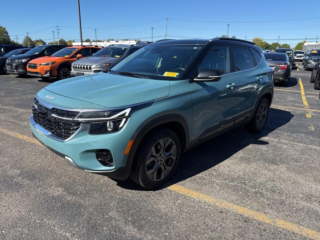 used 2024 Kia Seltos car, priced at $22,739