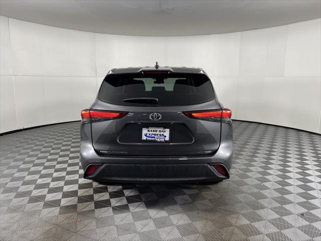 used 2022 Toyota Highlander car, priced at $29,941